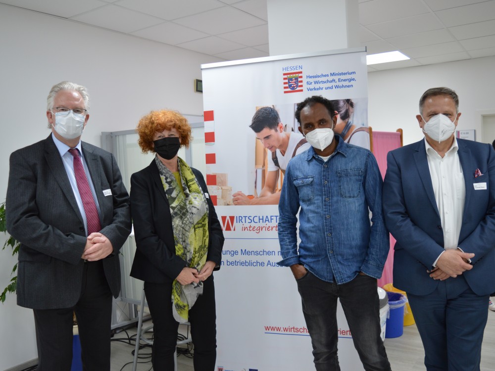 Dr3. Martin Pott Dagmar Schmidt Mhreteab Medhanie Joachim Disser