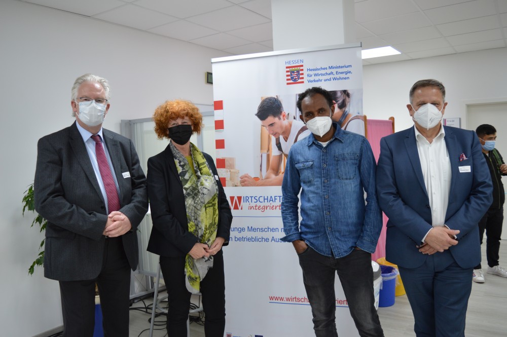 Dr3. Martin Pott Dagmar Schmidt Mhreteab Medhanie Joachim Disser