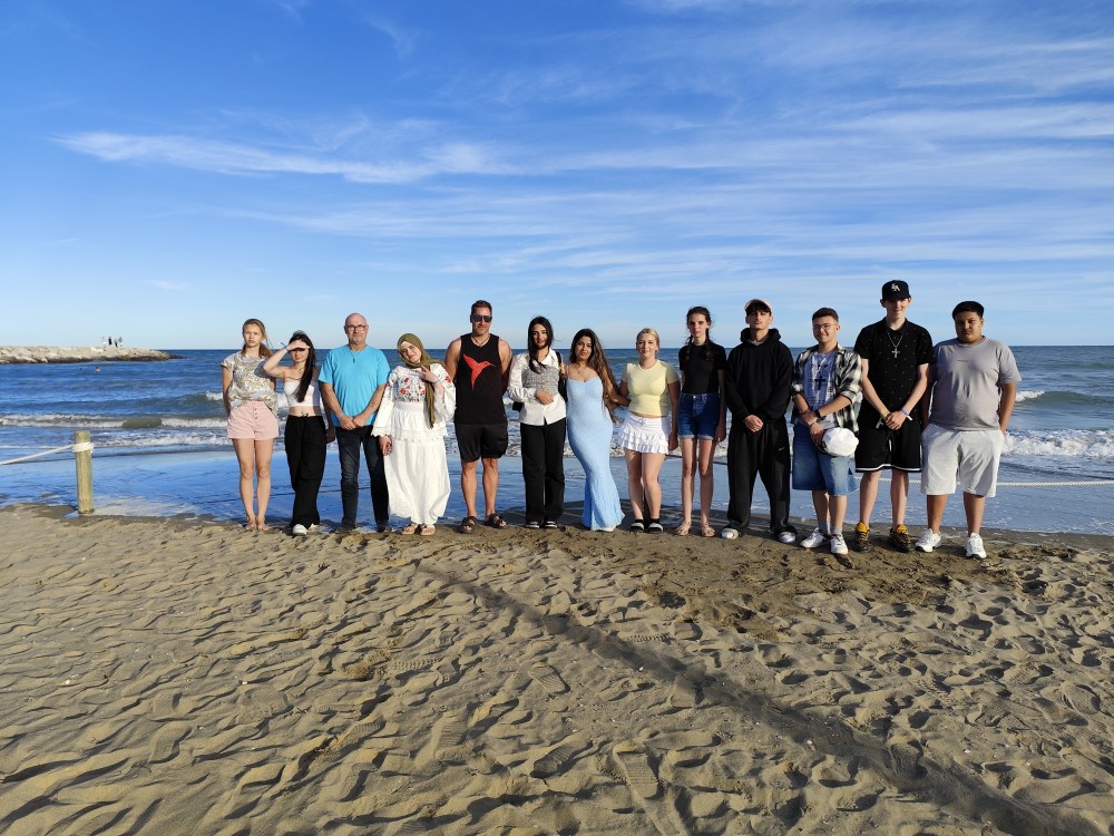 1781611967354