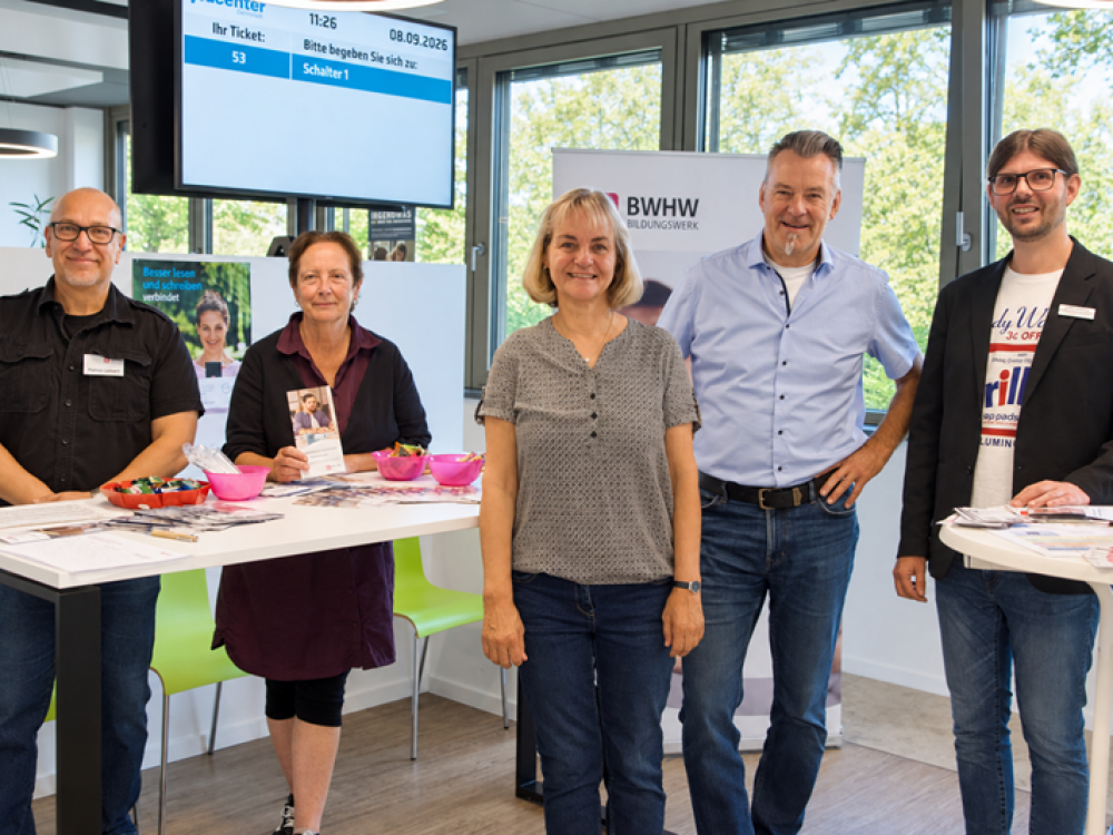 WAT26 Infostand