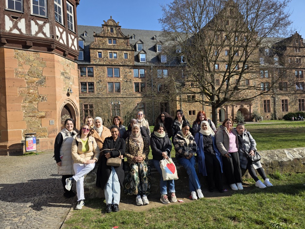 Gruppenbild FRIDA altes Schloss